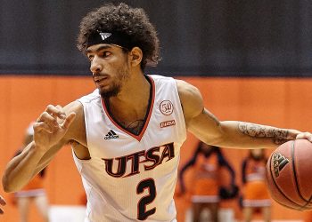 Aprueban cambio de ciudadanía deportiva para Jhivvan Jackson￼