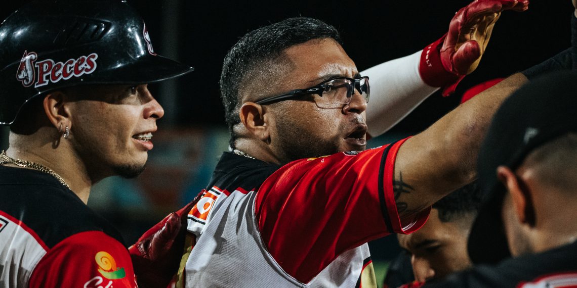 A mitad de camino los Peces Voladores de Salinas en su primera final