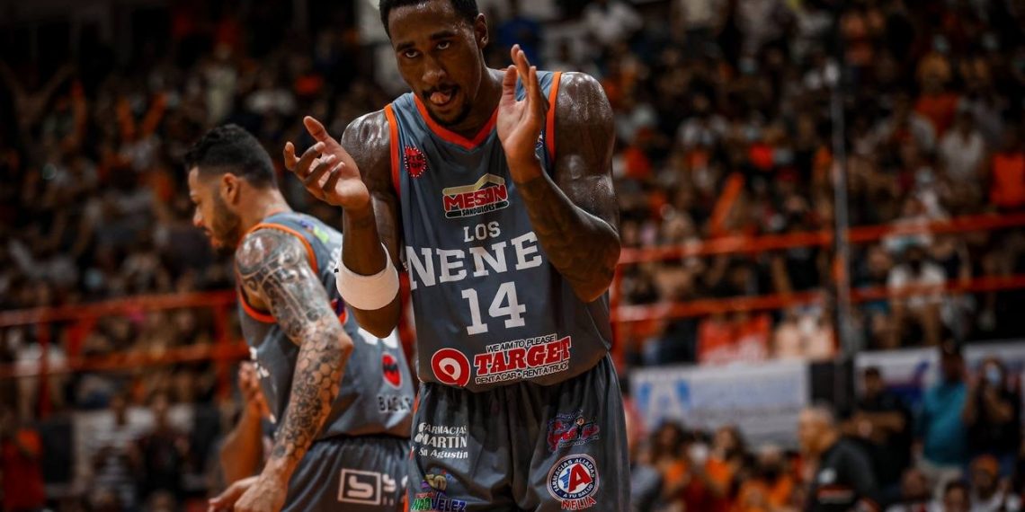 Atléticos defienden La Cuna y empatan 1-1 la Serie Final del BSN