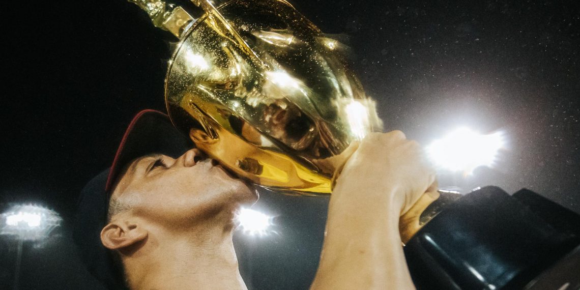 Igor González hace historia en la Doble A tras lograr título con Cayey