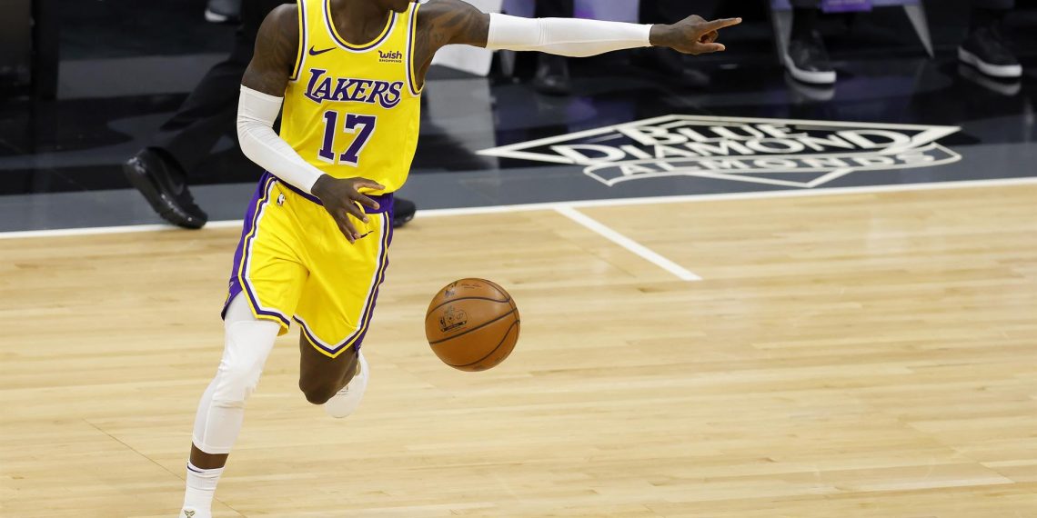 Lakers firman al armador Dennis Schroder