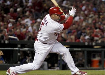 PUJOLS CORONA UN RECORRIDO HISTÓRICO CON SU JONRÓN 700 EN LA MLB