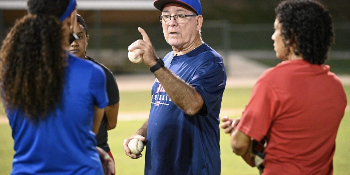 Carlos Ferrer será el nuevo dirigente de los Gigantes de Carolina en la Doble A