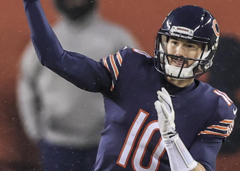 Steelers anuncian a Mitchell Trubisky como «quarterback» titular