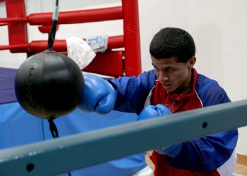 MCWILLIAMS ARROYO ANUNCIA SU RETIRO DEL BOXEO