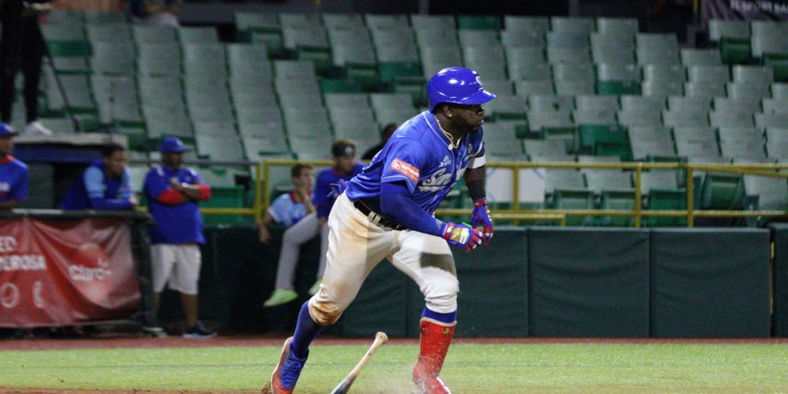 SANTURCE REPITE LA DOSIS DEJANDO A RA12 EN EL TERRENO EN ENTRADAS EXTRAS