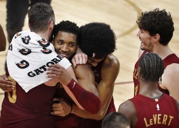 NOCHE HISTÓRICA PARA DONOVAN MITCHELL: ANOTA 71 PTS VS BULLS