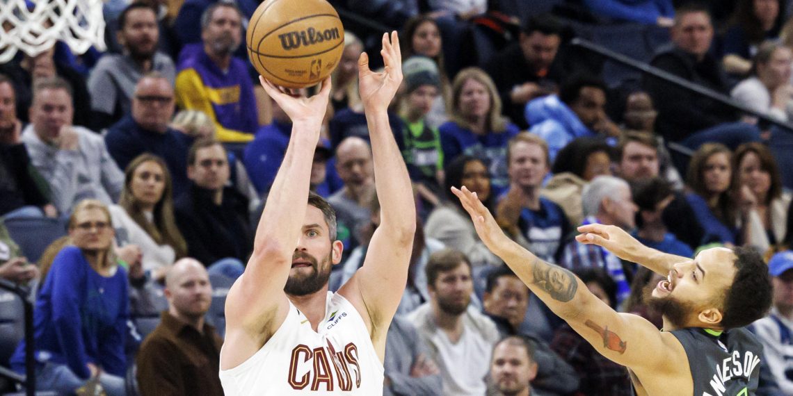 KEVIN LOVE FIRMA CON LOS MIAMI HEAT