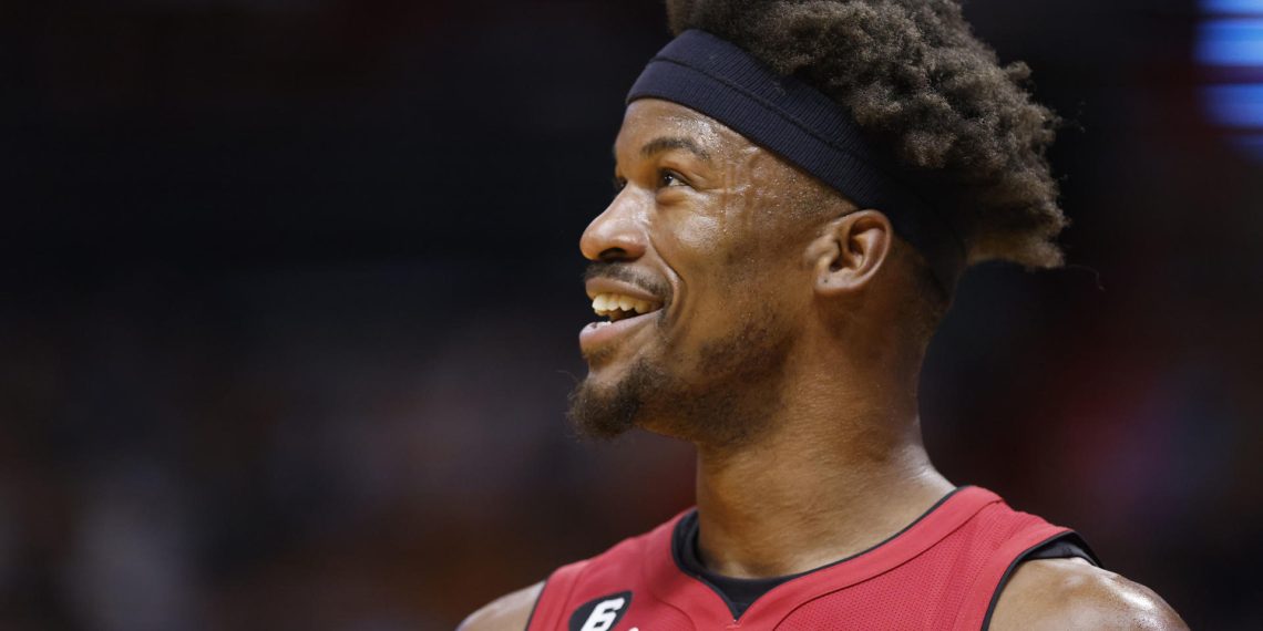 130-117. MIAMI SUPERA A MILWAUKEE