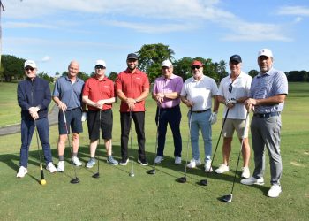 Claro celebra segundo torneo de golf a beneficio de Academia de Carlos Beltrán
